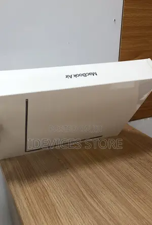 New Laptop Apple MacBook Air 2024 M3 24GB Apple M4 SSD 512GB