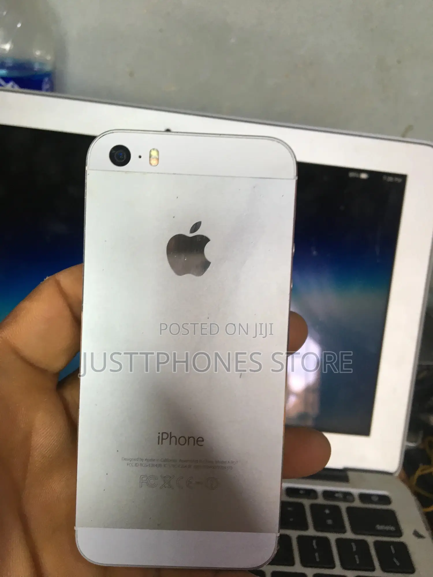 Apple iPhone 5s 16 GB White