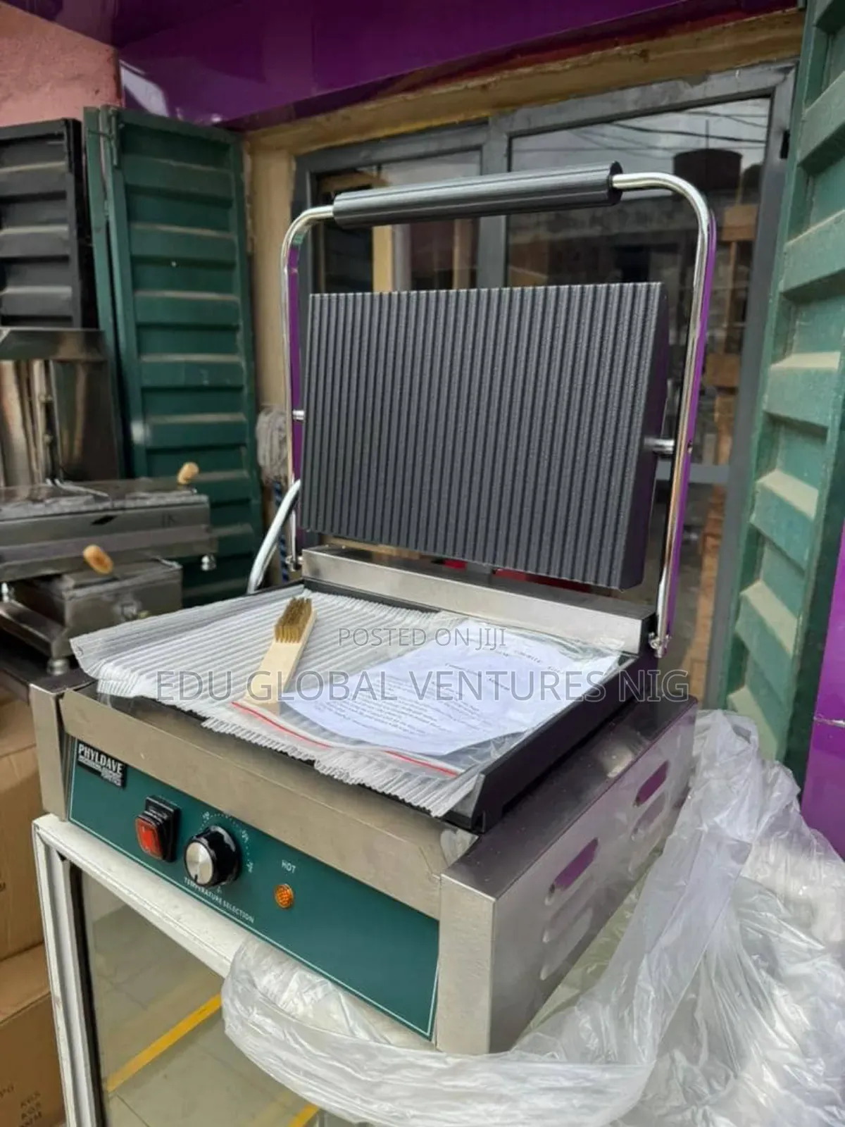 Cripsy Grill Toaster Big Portion.