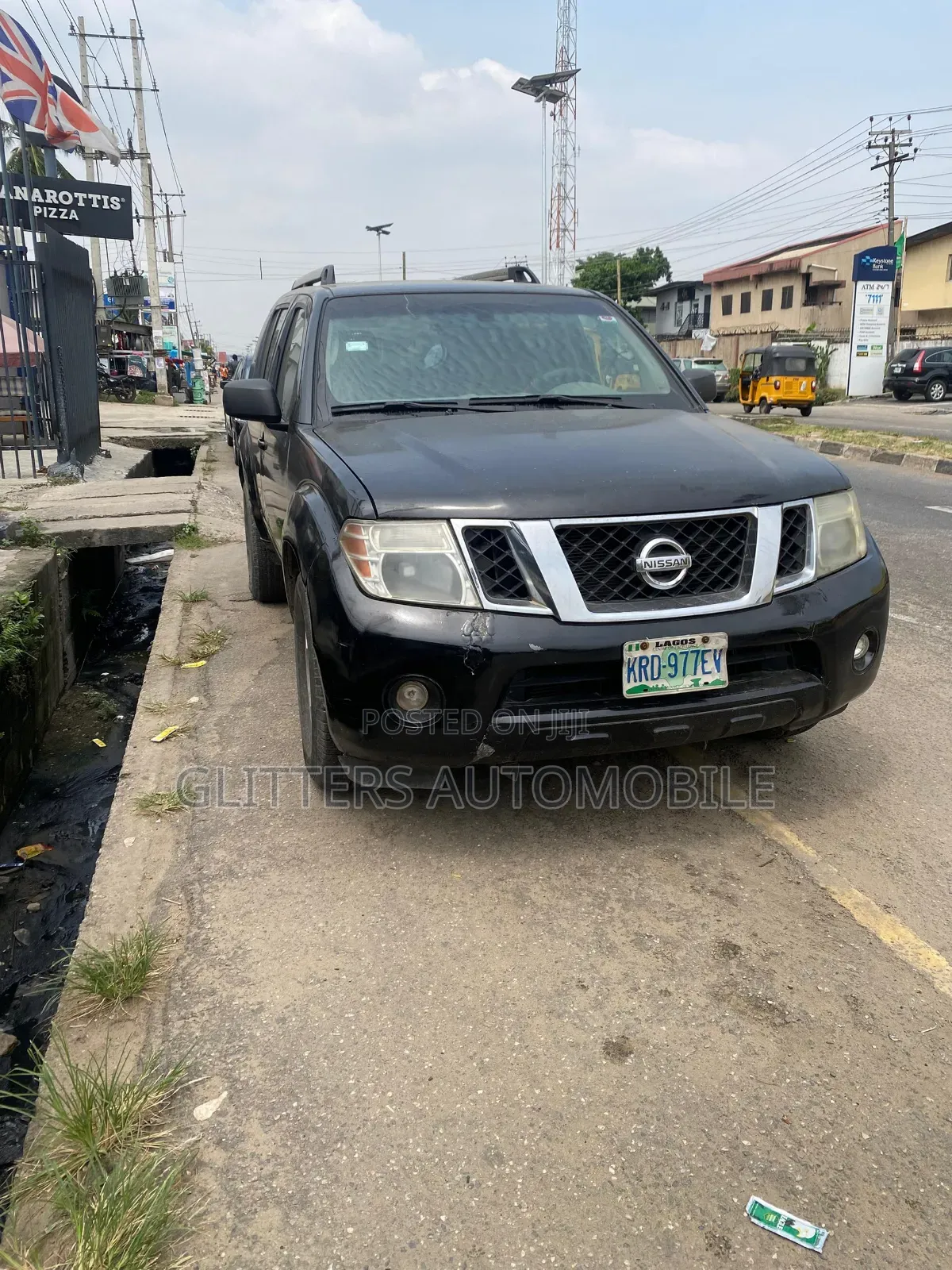 2008 Nissan Pathfinder SE