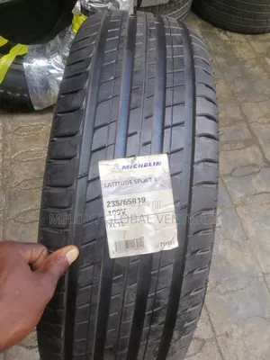 235/65r19 Michelin Tire