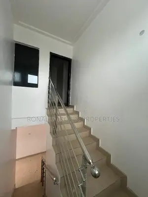3bdrm Duplex in Lekki Phase 1 for rent