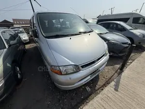 Toyota HiAce 2004 Silver