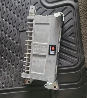 Factory Followcome JBL Amplifie Toyota Venza