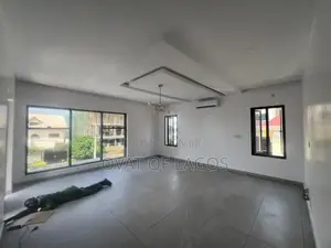 5bdrm Duplex in Lekki Phase 1 for rent