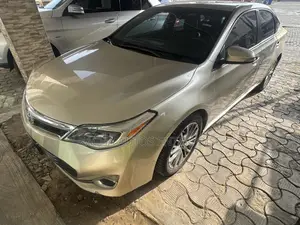 Toyota Avalon 2014 Gold