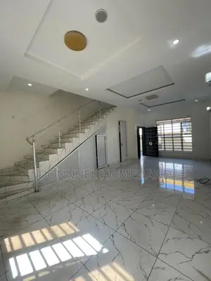 4bdrm Townhouse / Terrace in Ajah for rent