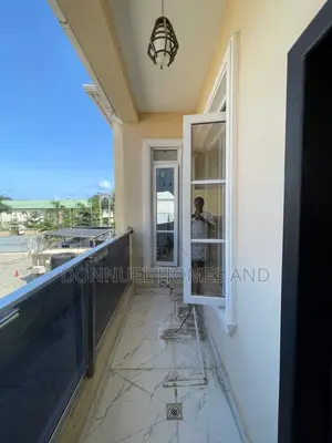 4bdrm Townhouse / Terrace in Ajah for rent