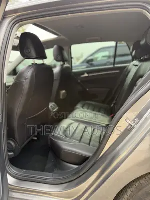 Volkswagen Golf TSI SEL 4-Door FWD 2017 Gray