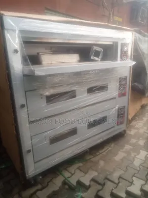 9 Trays Gas Oven