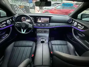 Mercedes-Benz E450 2020 White