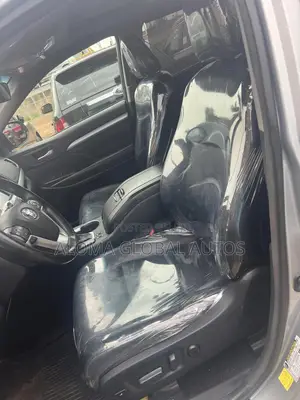 Toyota Highlander XLE 4x2 V6 (3.5L 6cyl 8A) 2017 Silver