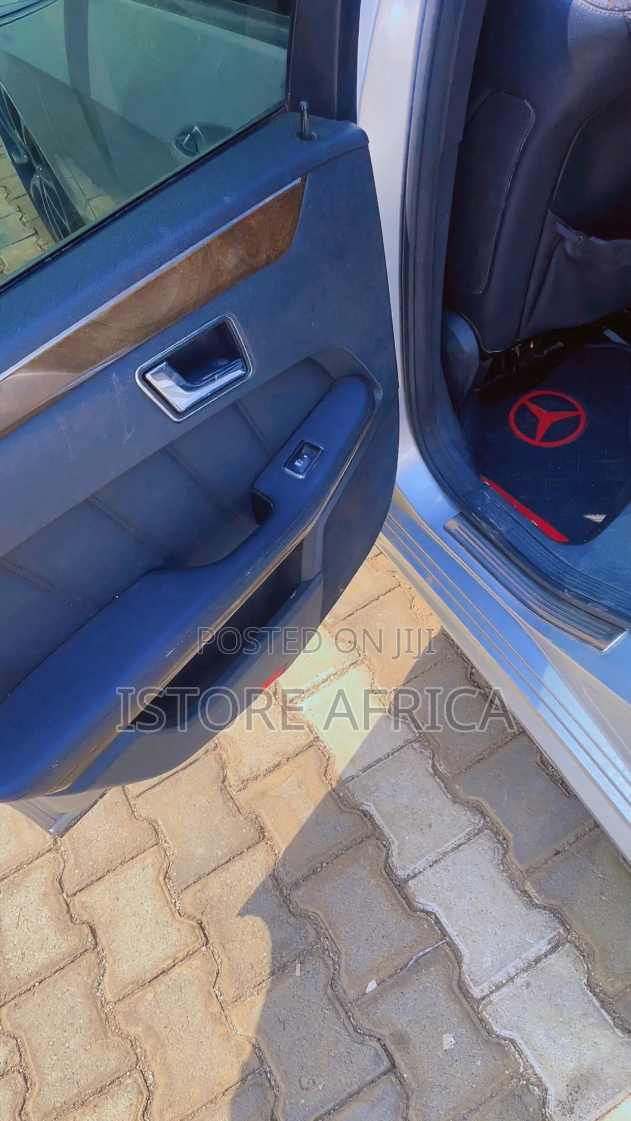 Mercedes-Benz E350 2011 Gray