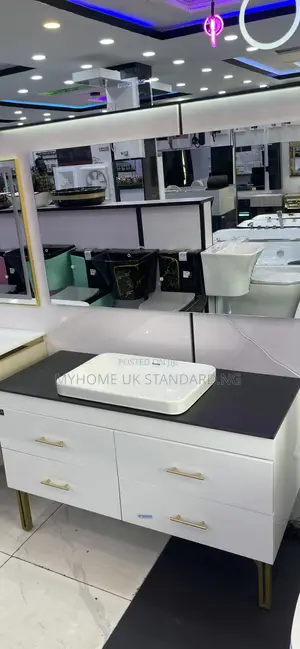 Pvc Big Cabinet Basin With Mirror Light
