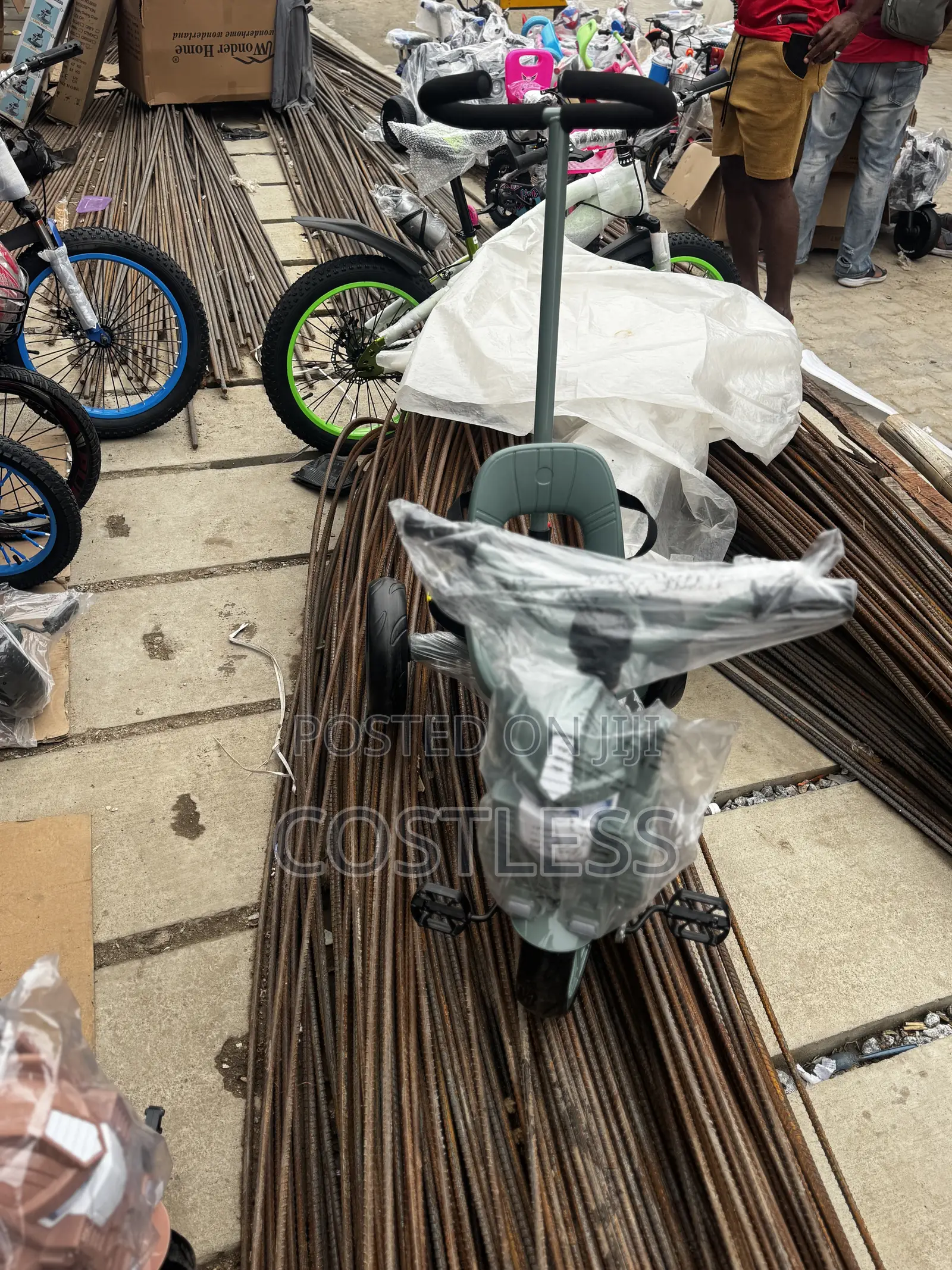 Children Tricycle With Optional Controller for Parent