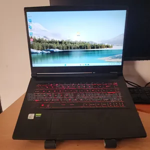 Laptop MSI GF65 Thin 10UE 16GB Intel Core I7 SSD 512GB