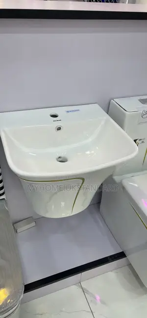 Original White And Gold England Toilet Seat With Suspended Basin