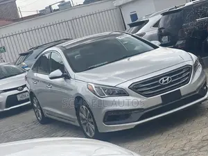 Hyundai Sonata SE 2016 Silver