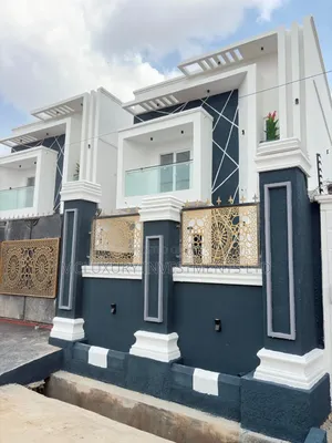 Furnished 5bdrm Duplex in Agege for sale