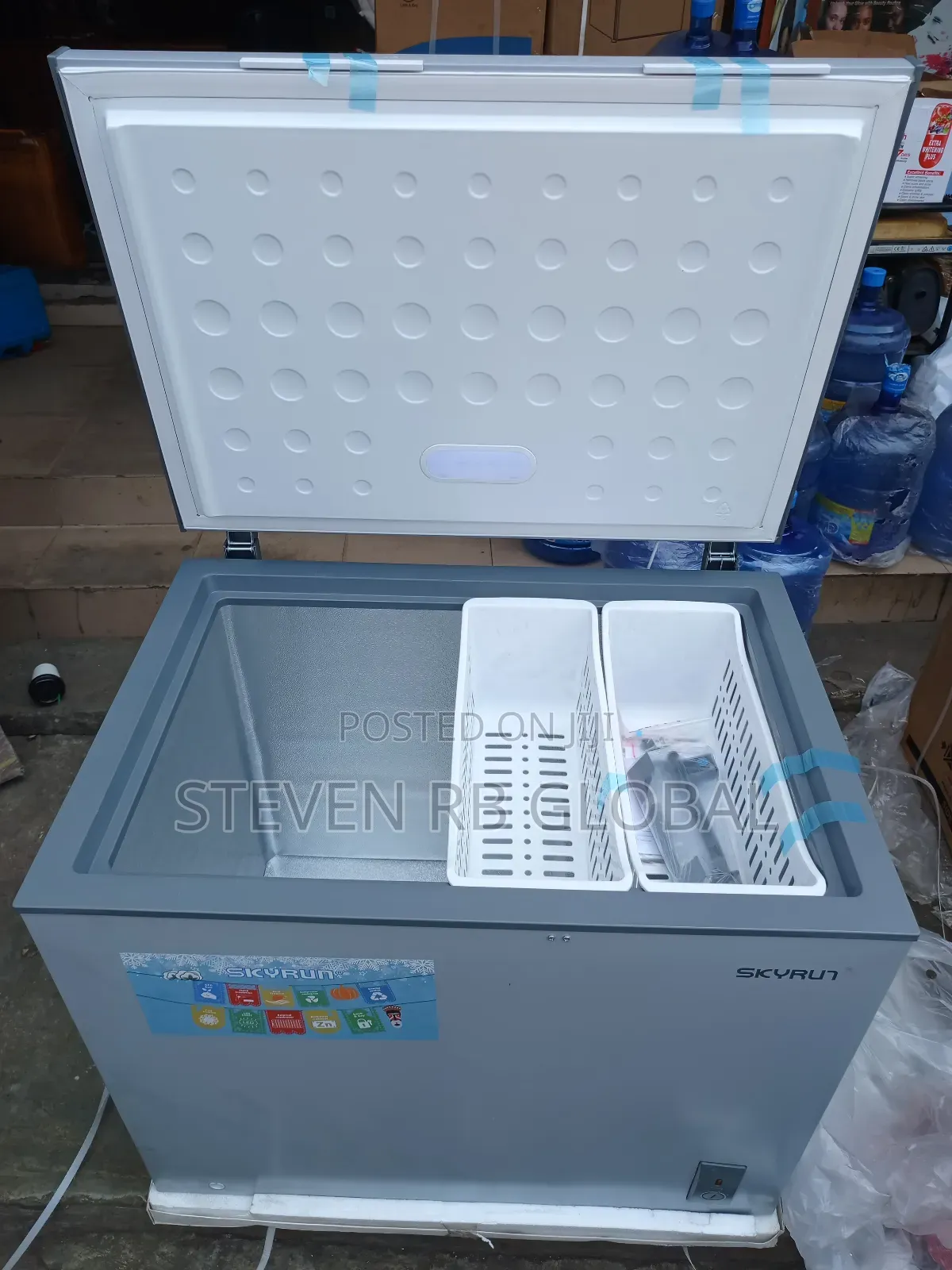 Skyrun 260 Litres Chest Freezer | Bd-260a