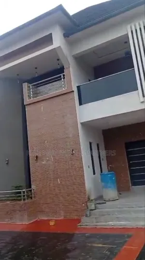 4bdrm Duplex in Warri , Delta State for sale