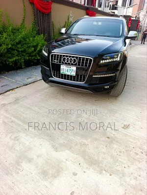 Audi Q7 2010 Black