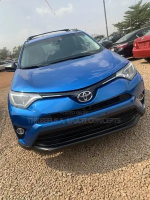 Toyota RAV4 2017 Blue