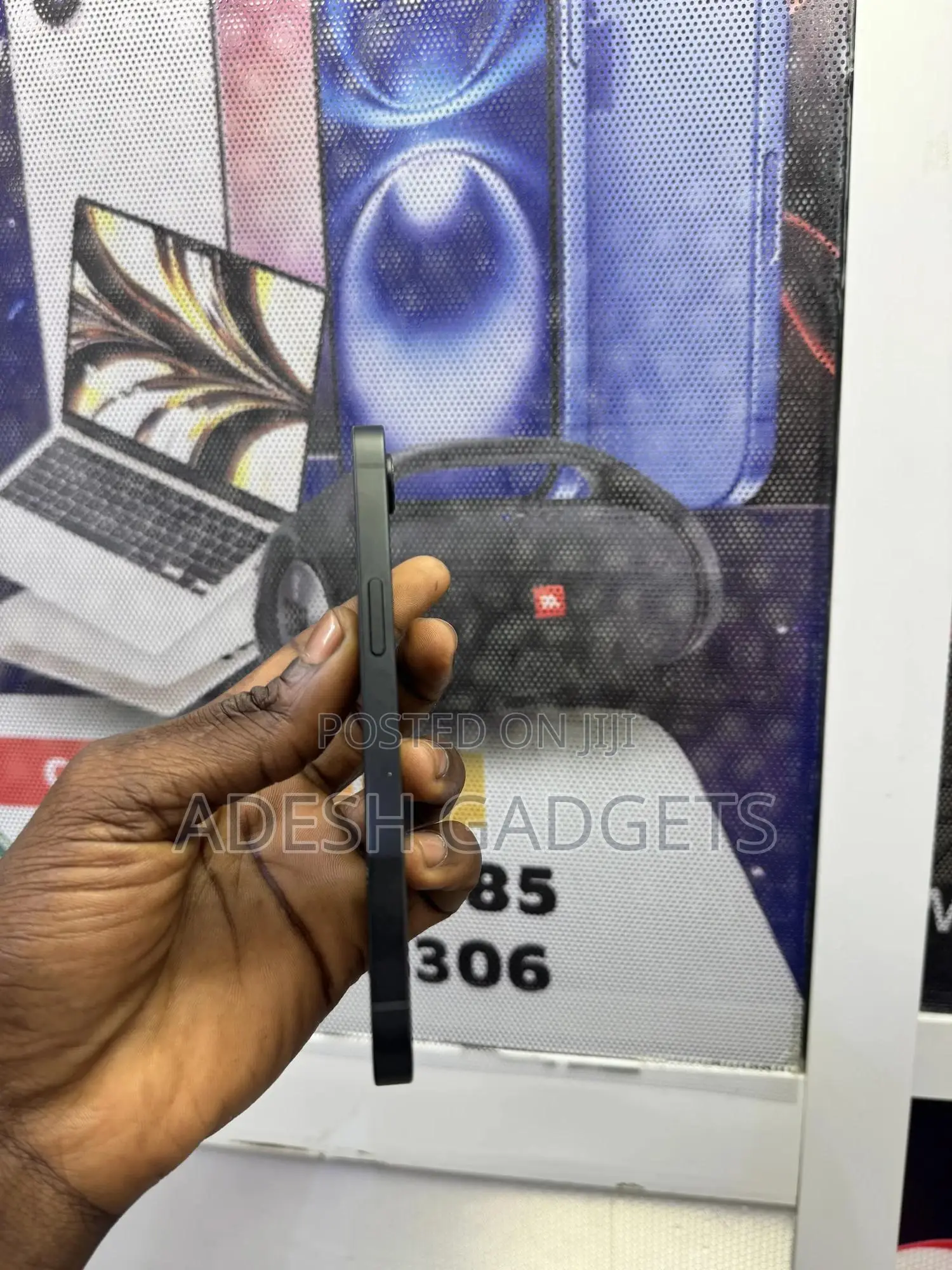 Apple iPhone 16e 128 GB Black