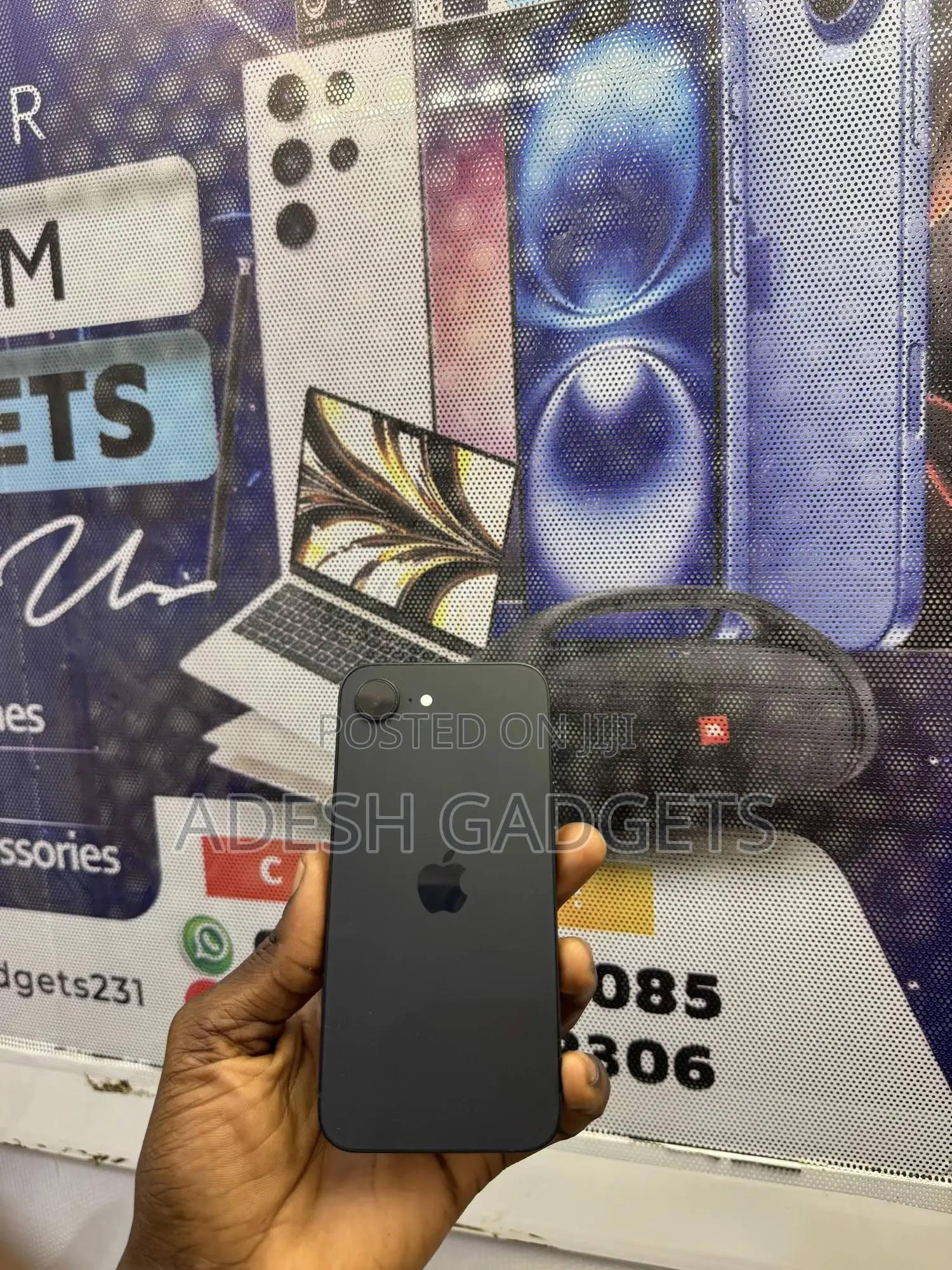 Apple iPhone 16e 128 GB Black