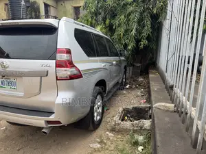 Toyota Land Cruiser Prado 4.0 Petrol TX-L 2015 Silver