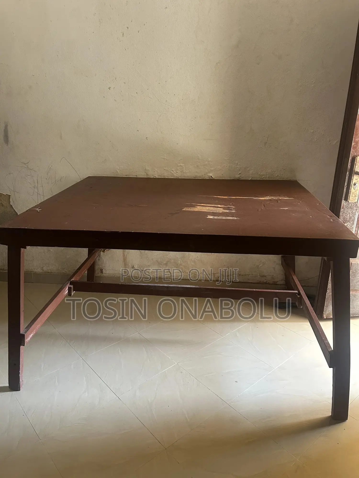 Fabric Cutting Table