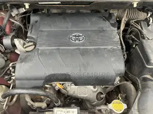 Toyota Sienna LE 8 Passenger 2012 Red
