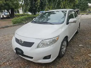 Toyota Corolla 2009 White