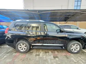 Toyota Land Cruiser Prado 4.0 Petrol GX-R 2014 Black