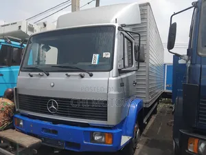 Mercedes 814 20fit Length Blue Silver