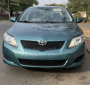 Toyota Corolla LE 4dr Sedan (1.8L 4cyl 4A) 2010 Green