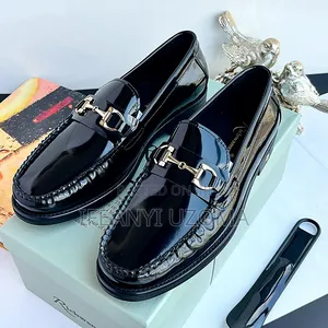Exclusive Luxury Designer Black Shoe