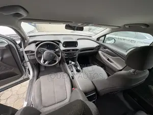 Hyundai Santa Fe SE 2.4 AWD 2019 Silver