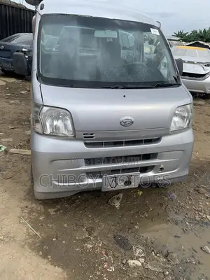 Daihatsu Hijet 2013 Silver