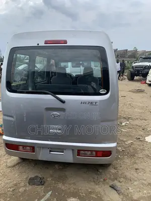 Daihatsu Hijet 2013 Silver