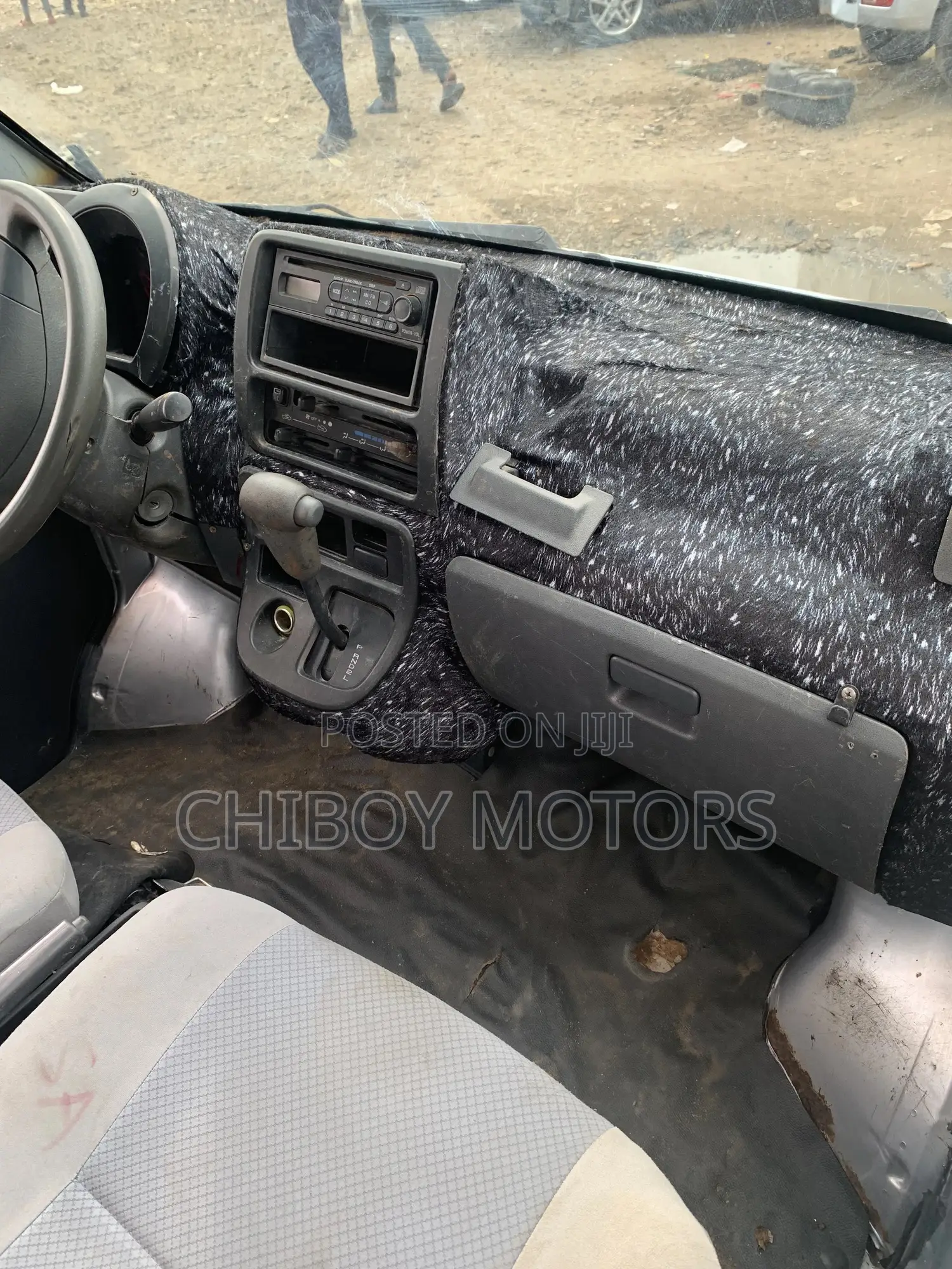 Daihatsu Hijet 2013 Silver