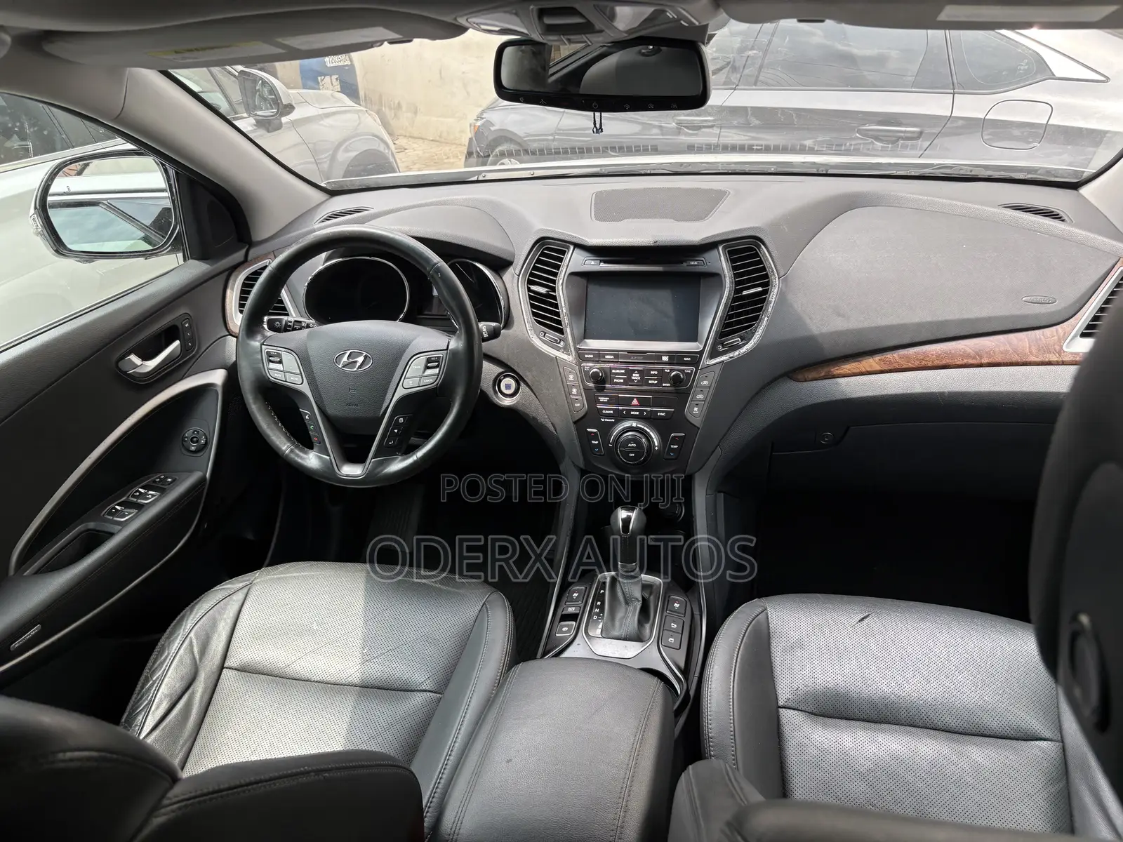 Hyundai Santa Fe Limited Ultimate AWD 2017 White