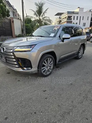 Lexus LX 600 2023 Gray