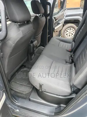 Toyota Tacoma SR5 Double Cab 6' Bed AT 2024 Gray