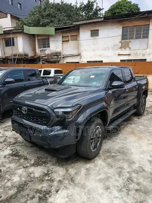 Toyota Tacoma SR5 Double Cab 6' Bed AT 2024 Gray