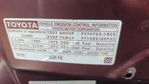 Toyota Highlander Limited Platinum 4dr SUV AWD (3.5L 6cyl 6A) 2015 Red