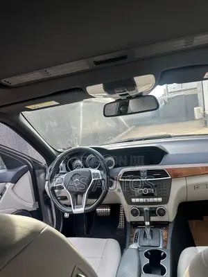 Mercedes-Benz C300 2012 Gray
