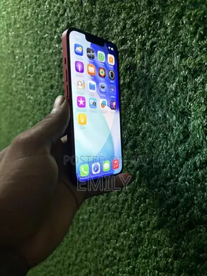 Apple iPhone 13 128 GB Red