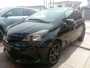 Toyota Yaris 2015 Black