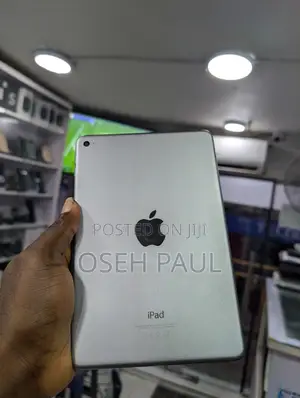 Apple iPad mini 4 128 GB Silver